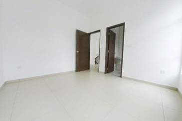 Frossa @ Setia Ecohill 2