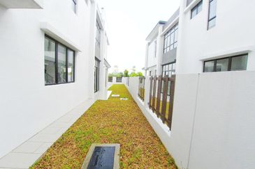 Frossa @ Setia Ecohill 2