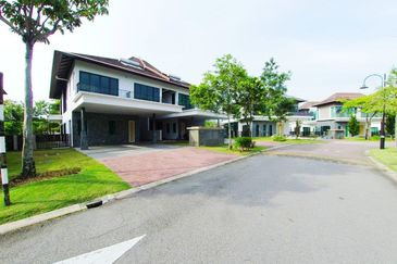 Charms of Nusantara, Setia Eco Glades