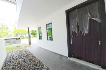 Charms of Nusantara, Setia Eco Glades