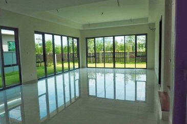 Charms of Nusantara, Setia Eco Glades