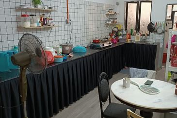 Taman Lembah Keramat AU5