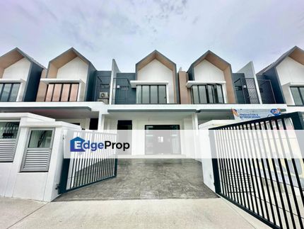 2 Storey Terrace House  in Serenia Aiora 1, Dengkil For Sale, Selangor, Dengkil