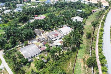 Agricultural Land in Kampung Ampar Tenang,Dengkil For Sale