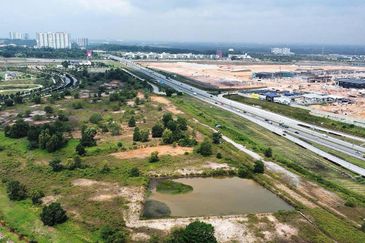 Agricultural Land in Kampung Ampar Tenang,Dengkil For Sale