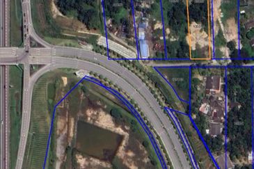 Agricultural Land in Kampung Ampar Tenang,Dengkil For Sale