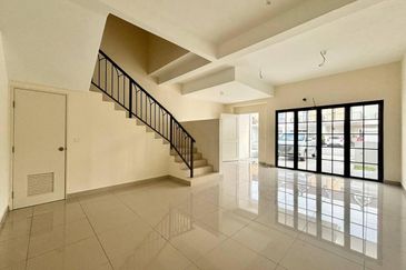 Monet Springtime @ Sunsuria City