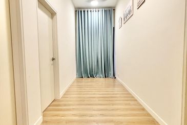 Monet Lily @ Sunsuria City