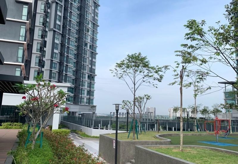 Kenwingston Square Garden