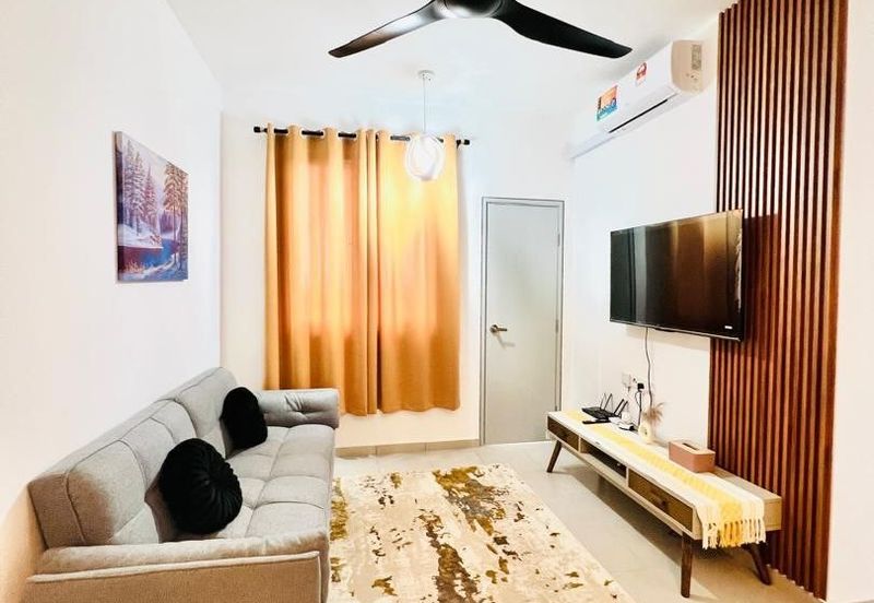 Tangerine Suites @ Sunsuria City **