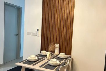 Tangerine Suites @ Sunsuria City