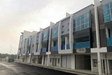 Suria Industrial Park (SIP)