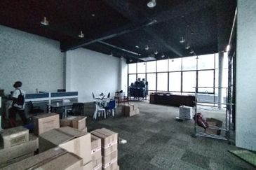 Semi-D Factory in Taman Industri Alam Jaya For Sale