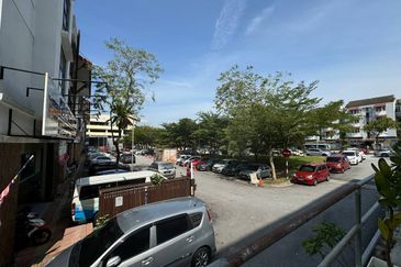 Ground Floor Shop Lot Bangunan 8 Setiawangsa For Rent