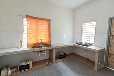 Taman Tasik Semenyih (Lake Residence)