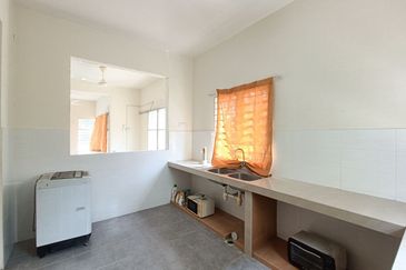 Taman Tasik Semenyih (Lake Residence)