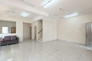 Taman Tasik Semenyih (Lake Residence)