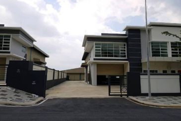 Kawasan Perindustrian Hi Tech 7