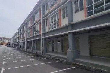 Bandar Baru Salak Tinggi