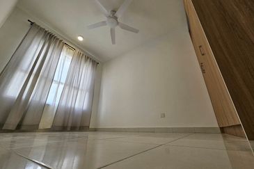 Arena Residences @ Warisan Puteri