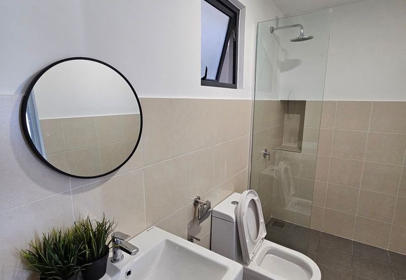 Arena Residences @ Warisan Puteri *