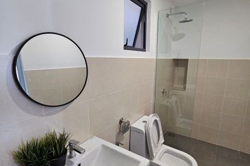 Arena Residences @ Warisan Puteri