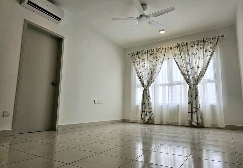 Arena Residences @ Warisan Puteri *