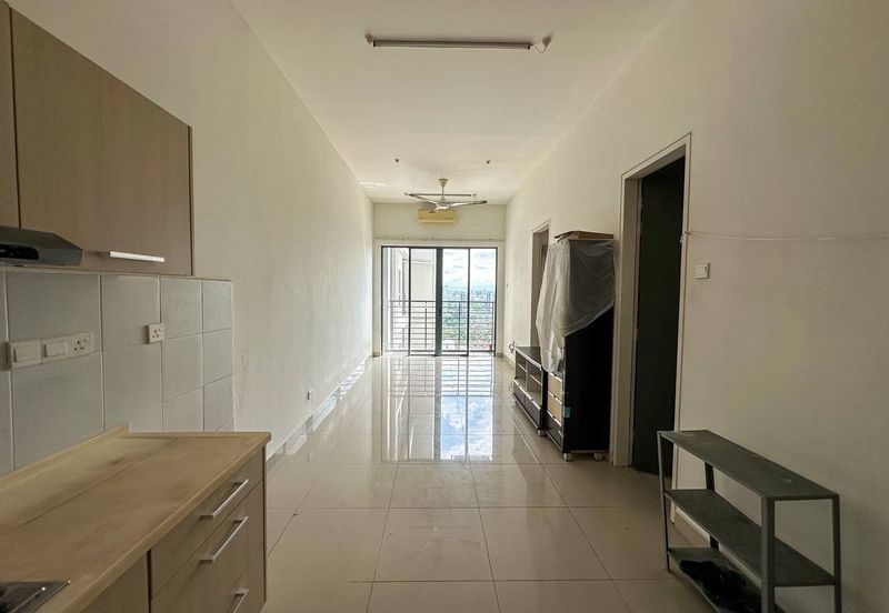 D'Pulze Shopping Mall Service Residence For Sale 