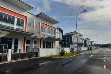 Suria Industrial Park (SIP)