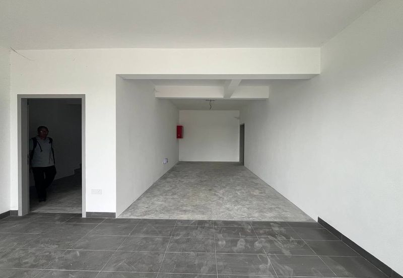 Elmina Business Park