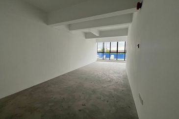 Elmina Business Park