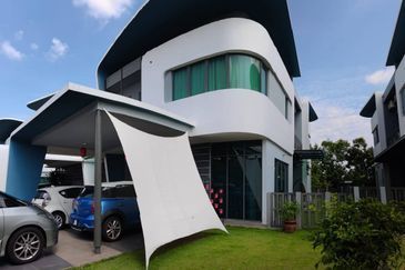 Lepironia Gardens, Setia Eco Glades