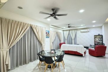 Lepironia Gardens, Setia Eco Glades