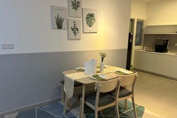 Tangerine Suites @ Sunsuria City