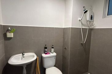 Tangerine Suites @ Sunsuria City