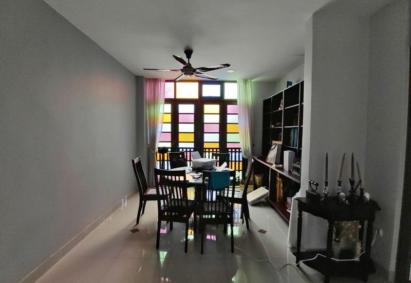 2.5 Storey Lake View Zero Lot Bungalow, Danau Mutiara Precinct 16 For Sale