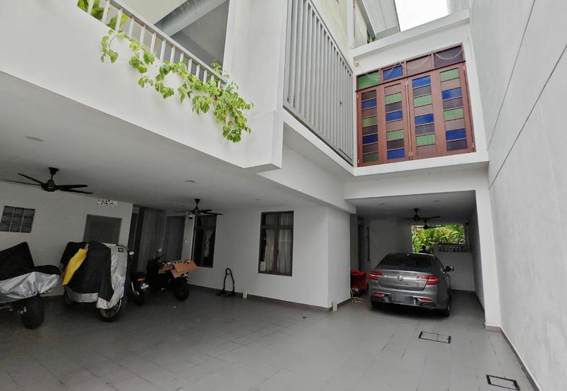 2.5 Storey Lake View Zero Lot Bungalow, Danau Mutiara Precinct 16 For Sale