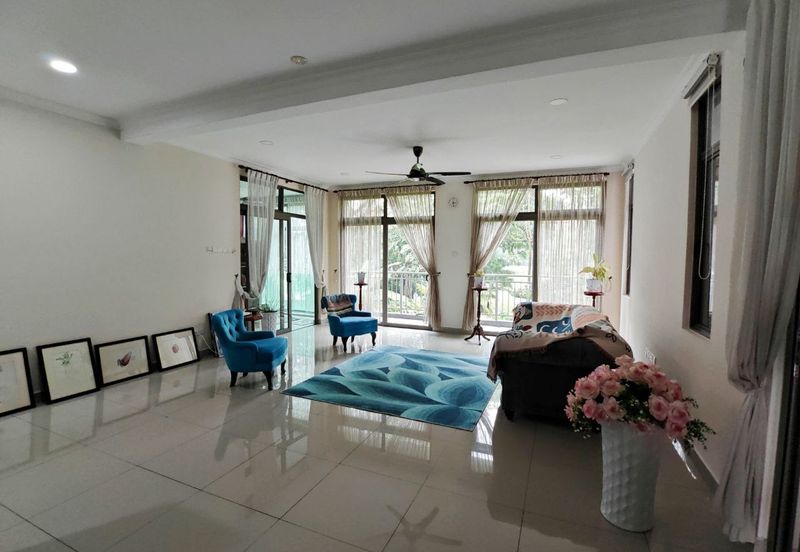 2.5 Storey Lake View Zero Lot Bungalow, Danau Mutiara Precinct 16 For Sale