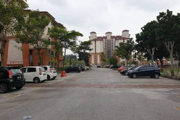 Pangsapuri Putra Damai