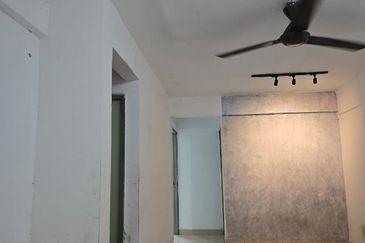 Pangsapuri Putra Harmoni, Precint 9