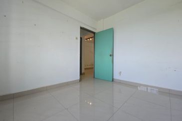 Pangsapuri Putra Harmoni, Precint 9