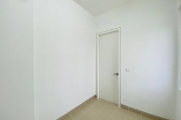 Duta Villa, Presint 14