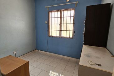 D'Puncak Nusa Bandar Seri Putra Bangi Town House For Sale