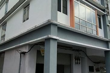 Bandar Baru Salak Tinggi