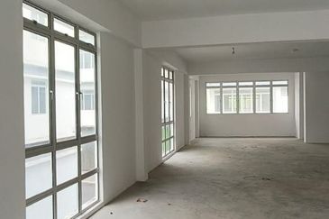 Bandar Baru Salak Tinggi