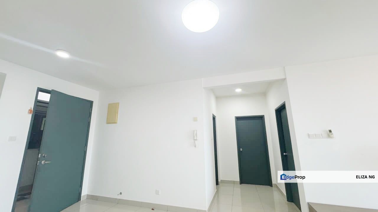 Permas Jaya D ambience Full loan fully furnished Corner Mid floor Big space 1414 sqft apartment for Sale , Johor, Masai