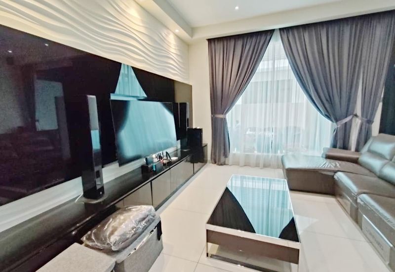 Austin Residence @Taman Mount Austin