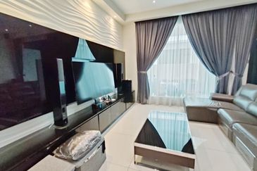 Austin Residence @Taman Mount Austin