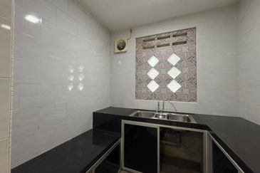 Bandar Baru Seri Alam