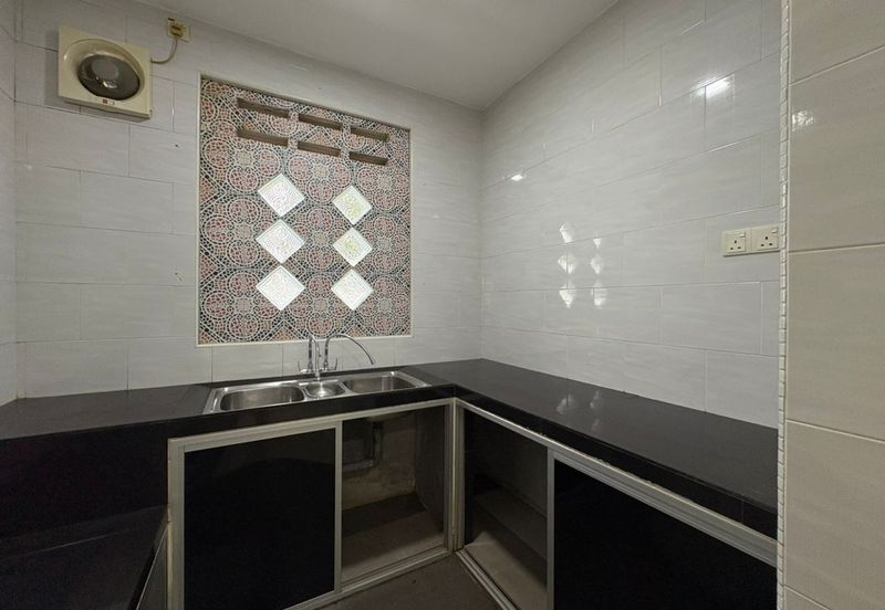 Bandar Baru Seri Alam